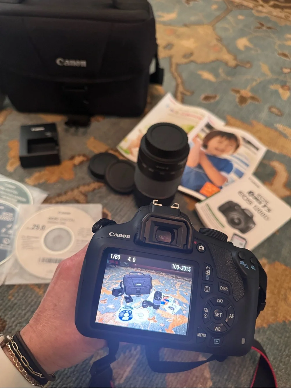 Cannon EOS Rebel T5 - Camera Bundle